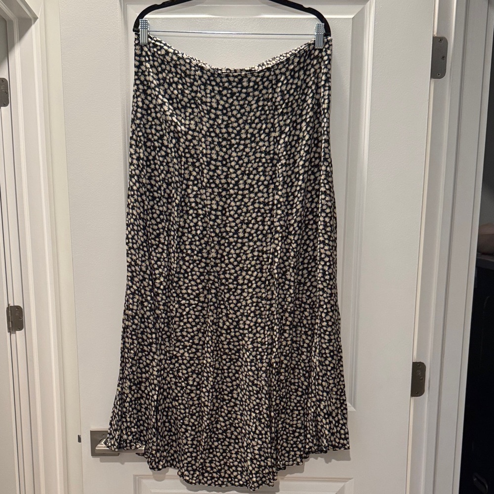 Elegant Black and White Floral Skirt